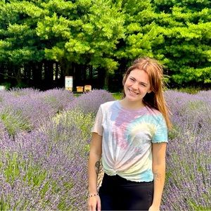 Meet your Posher, Emily